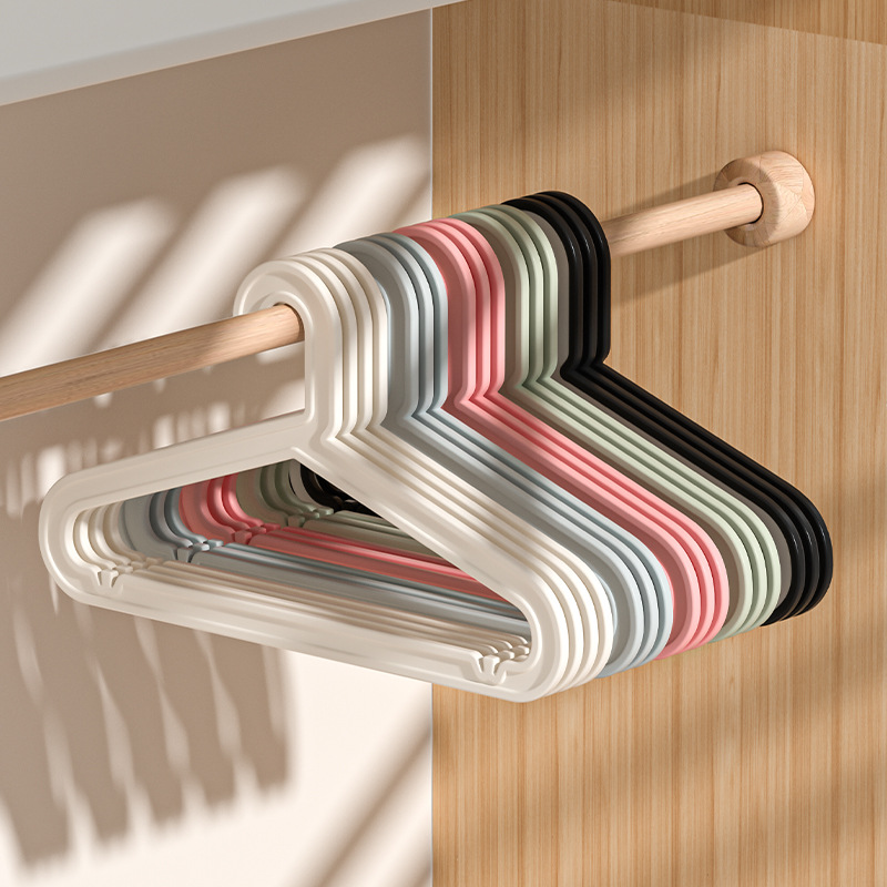 Standard Suit Hanger for Daily Use