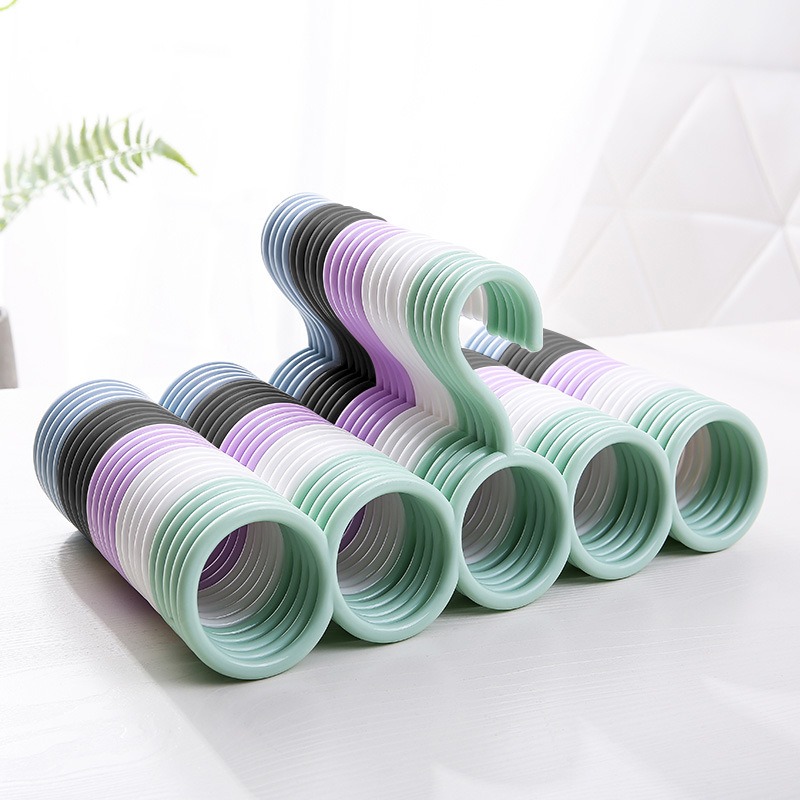 Five Ring Multifunctional Plastic Coat Hanger